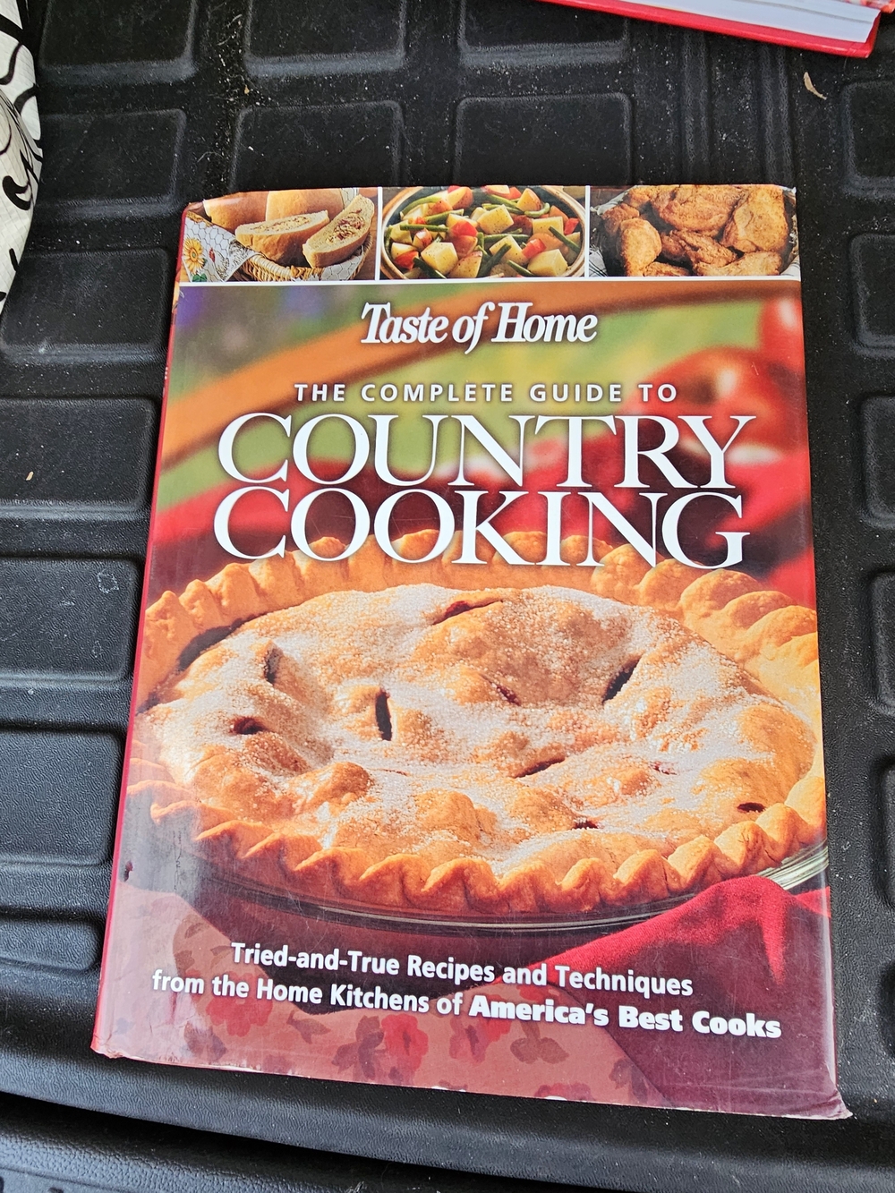 Taste of Home The Complete Guide to Country Cooking Hardcover Cookbook 1998